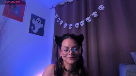 Snapshot of angiepirs chatting on October 26, 2025, 1:33 am AngiePirs online show from October 26, 2025, 1:33 am