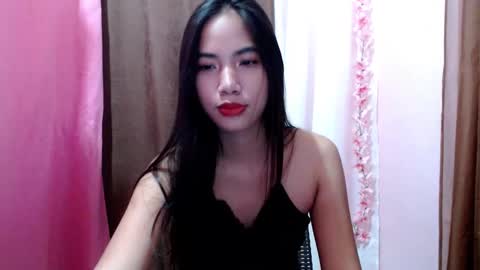 Snapshot of angle_goddess chatting on October 8, 2025, 4:21 am angle_goddess online show from October 8, 2025, 4:21 am