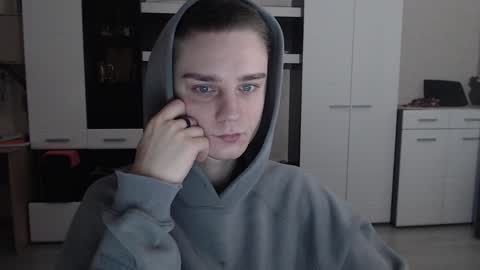 vodka online show from February 6, 2025, 4:31 am