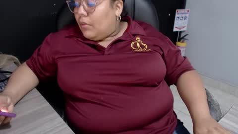 angy online show from November 14, 2025, 8:51 pm