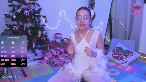 Anhala Rivera online show from December 12, 2024, 4:04 am