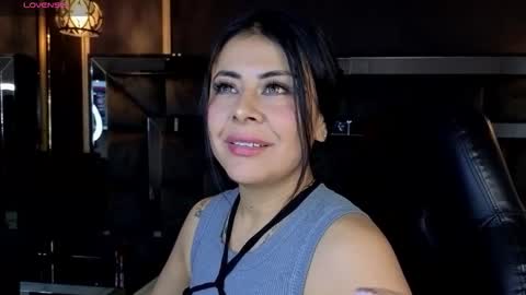 Ani  online show from November 19, 2025, 4:34 am