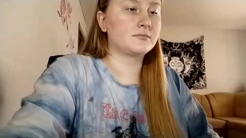 Anika online show from September 18, 2025, 12:07 pm