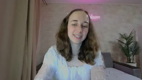 anikabloom online show from January 16, 2025, 5:53 am