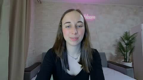 anikabloom online show from February 5, 2025, 8:25 pm