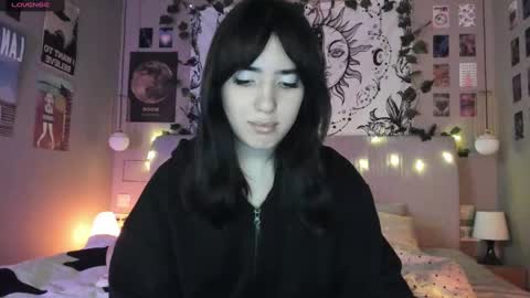 Snapshot of anisa_sweet chatting on December 29, 2024, 9:20 pm Anisa Moan from LovenseWet from Tip MenuOpen for Private online show from December 29, 2024, 9:20 pm