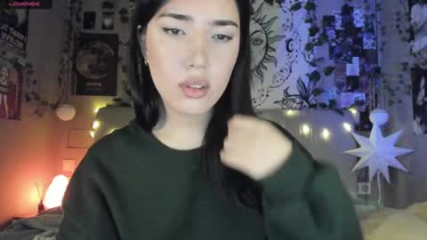 Snapshot of anisa_sweet chatting on February 18, 2025, 12:39 pm Anisa Moan from LovenseWet from Tip MenuOpen for Private online show from February 18, 2025, 12:39 pm