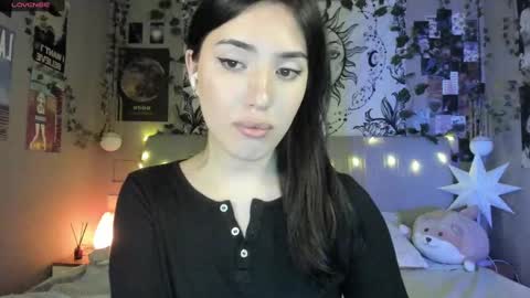 Snapshot of anisa_sweet chatting on March 8, 2025, 11:39 pm Anisa Moan from LovenseWet from Tip MenuOpen for Private online show from March 8, 2025, 11:39 pm