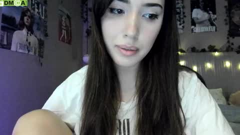 Snapshot of anisa_sweet chatting on September 25, 2025, 4:16 am Anisa Moan from LovenseWet from Tip MenuOpen for Private online show from September 25, 2025, 4:16 am