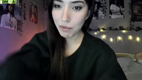 Snapshot of anisa_sweet chatting on October 5, 2025, 7:50 am Anisa Moan from LovenseWet from Tip MenuOpen for Private online show from October 5, 2025, 7:50 am