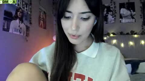 Snapshot of anisa_sweet chatting on October 10, 2025, 6:34 am Anisa Moan from LovenseWet from Tip MenuOpen for Private online show from October 10, 2025, 6:34 am