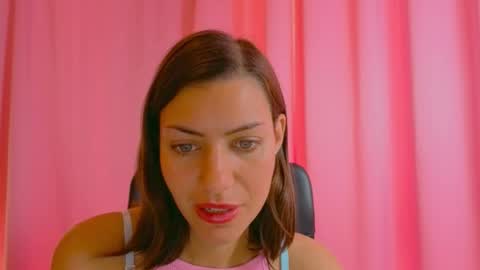 Anni online show from October 9, 2025, 5:38 am