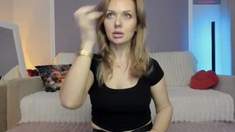 Anita online show from February 1, 2026, 9:35 pm