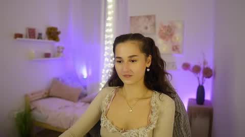 Anita Grey online show from October 24, 2025, 7:43 pm