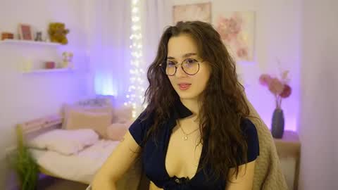 Anita Grey online show from December 16, 2025, 7:30 pm