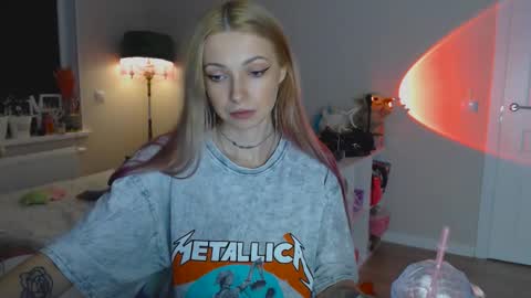 Snapshot of anita_moon_ chatting on November 5, 2025, 11:27 pm anita_moon_ online show from November 5, 2025, 11:27 pm