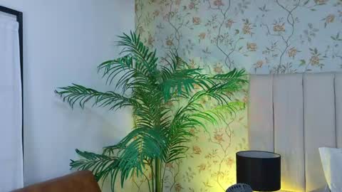 Dania Lpez online show from May 19, 2026, 6:14 pm