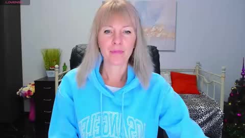 Anita online show from December 18, 2025, 6:30 am