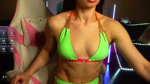 anita_von online show from September 29, 2025, 3:55 am