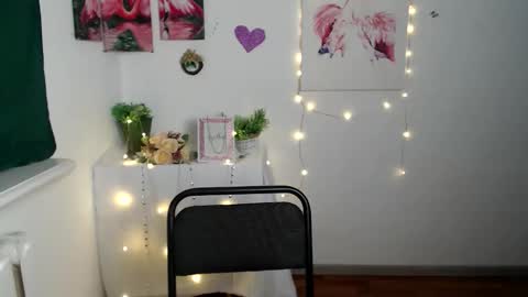 Snapshot of anitaa_a chatting on September 26, 2025, 5:44 am anitaa_a online show from September 26, 2025, 5:44 am