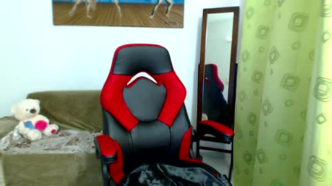 Anita Zarova online show from December 29, 2024, 5:33 pm