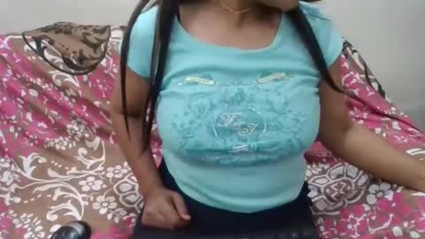Snapshot of anjali_dogra786 chatting on October 20, 2025, 7:03 pm anjali_dogra786 online show from October 20, 2025, 7:03 pm
