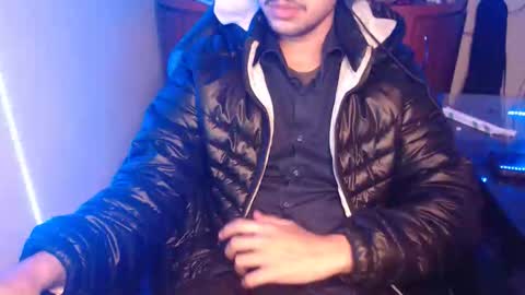 Snapshot of anjonoturno01 chatting on October 6, 2025, 3:04 am anjonoturno01 online show from October 6, 2025, 3:04 am