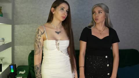 anna13121312 online show from February 5, 2025, 7:53 pm