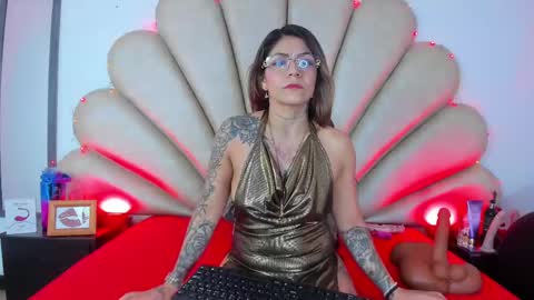 Snapshot of anna__spencer chatting on February 12, 2025, 12:22 pm Anna online show from February 12, 2025, 12:22 pm