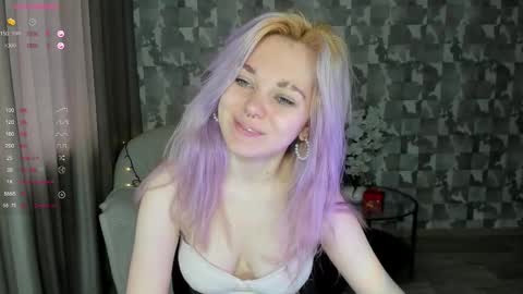 Anna online show from December 19, 2025, 8:21 am