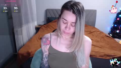 Snapshot of anna_ana chatting on December 14, 2024, 10:45 am Anadirectgirl online show from December 14, 2024, 10:45 am