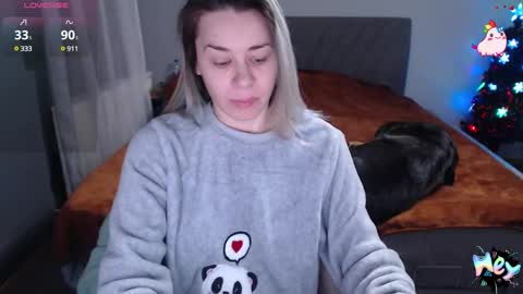 Snapshot of anna_ana chatting on December 27, 2024, 9:28 am Anadirectgirl online show from December 27, 2024, 9:28 am