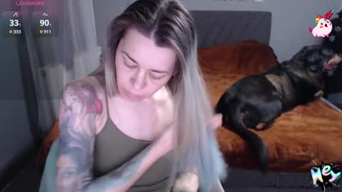 Snapshot of anna_ana chatting on January 5, 2025, 12:53 pm Anadirectgirl online show from January 5, 2025, 12:53 pm