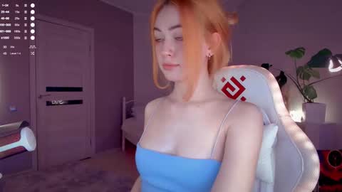 Snapshot of anna_bronson chatting on September 21, 2025, 7:10 am Anna online show from September 21, 2025, 7:10 am