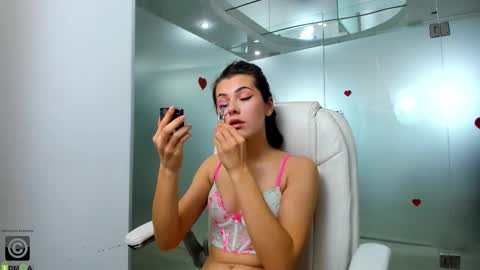 anna_firee online show from November 26, 2025, 6:36 am