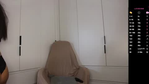 Anna  online show from February 19, 2025, 10:45 am