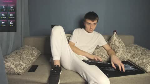 Snapshot of anna_jason chatting on January 8, 2025, 4:00 pm Fansly Jason sweet ass online show from January 8, 2025, 4:00 pm