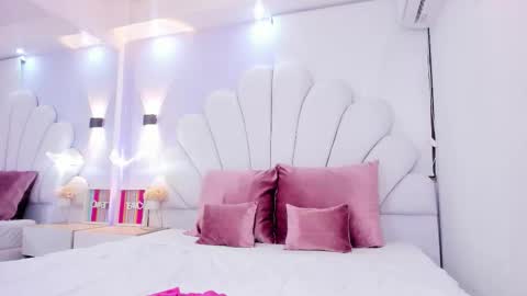 Anna Jules online show from December 18, 2025, 10:16 pm