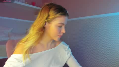 Anna online show from January 22, 2025, 1:20 am