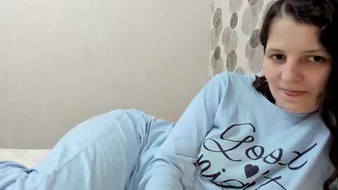 annaahcharm online show from February 20, 2025, 6:13 pm