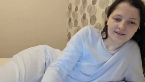 annaahcharm online show from April 9, 2026, 1:27 pm