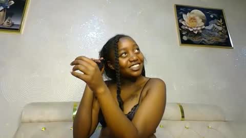 Annabel online show from February 5, 2025, 6:37 pm