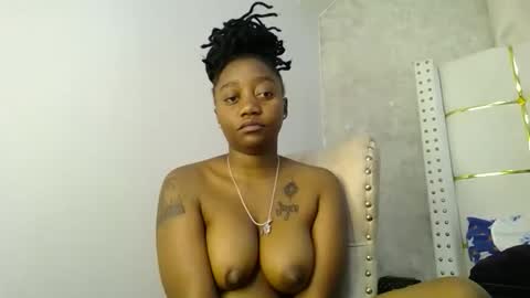 Annabel online show from October 12, 2025, 7:02 pm