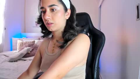 Annadu011 online show from February 10, 2025, 2:59 pm