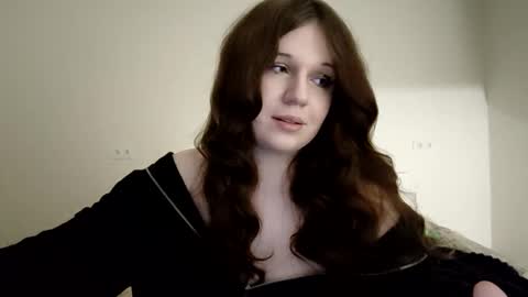 Snapshot of annagoldy chatting on February 24, 2025, 1:02 am Anna online show from February 24, 2025, 1:02 am