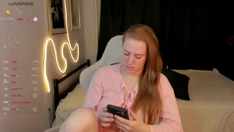 Snapshot of annagrees1 chatting on February 20, 2026, 1:13 am annagrees1 online show from February 20, 2026, 1:13 am