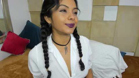 Anna online show from March 12, 2026, 10:05 pm