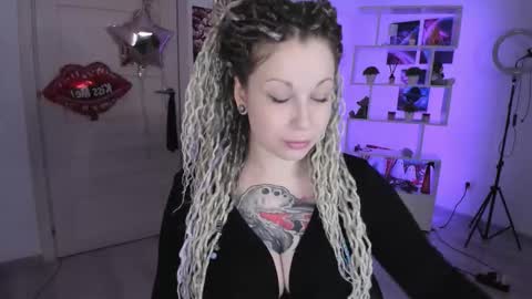 Anna online show from October 29, 2025, 2:47 am