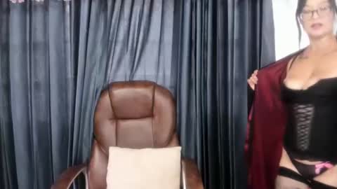   Anna  online show from March 12, 2025, 12:57 pm