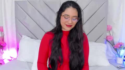 Anna online show from December 24, 2024, 2:01 pm